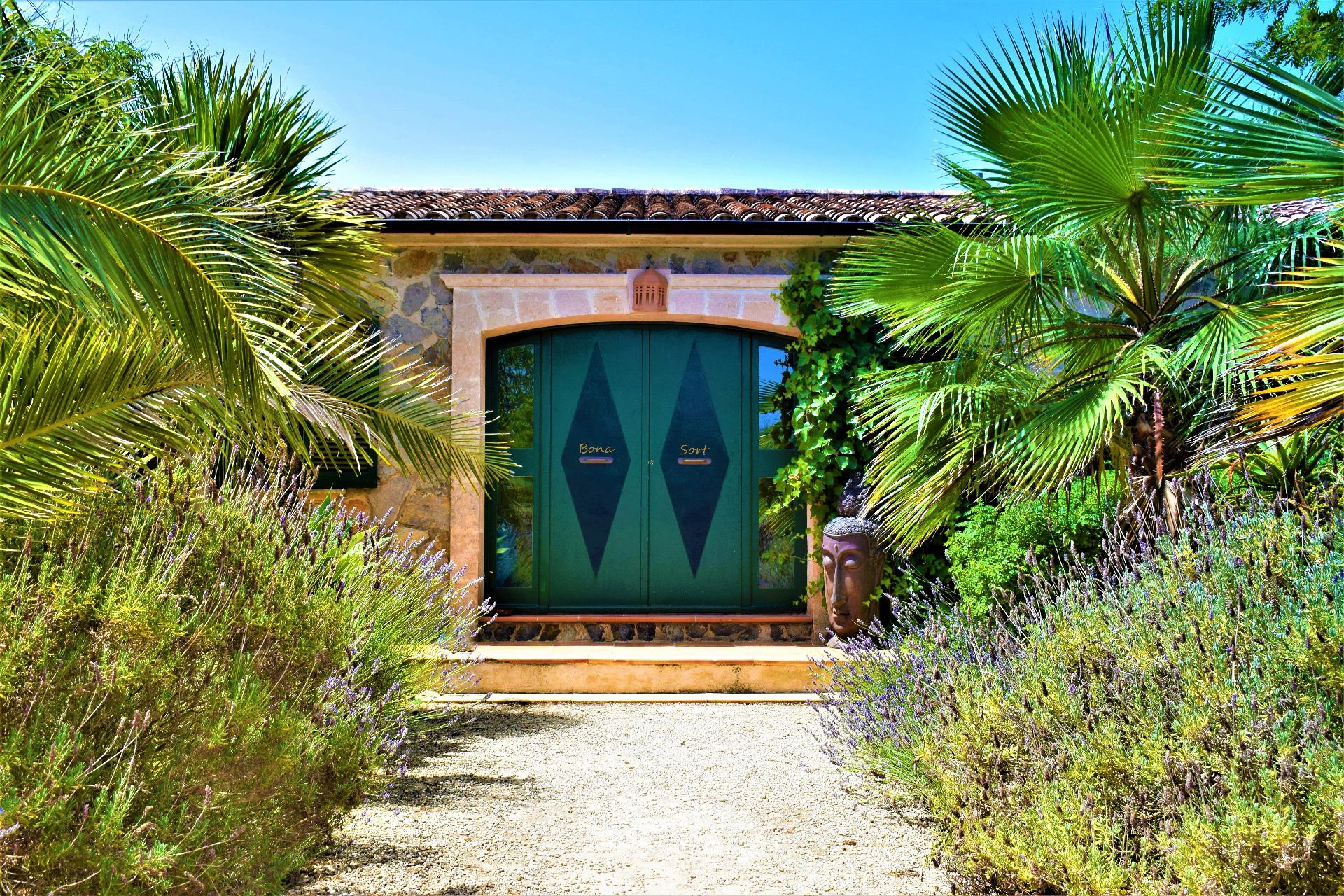 Ferienhaus mit Privatpool für 6 Personen ca.  Ferienhaus  Mallorca Ostküste