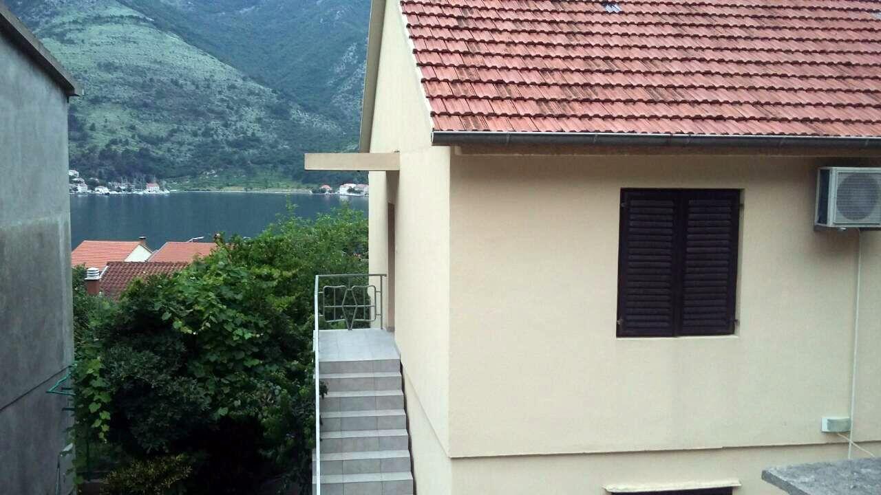 Ferienwohnung für 5 Personen ca. 80 m² i Ferienhaus in Montenegro
