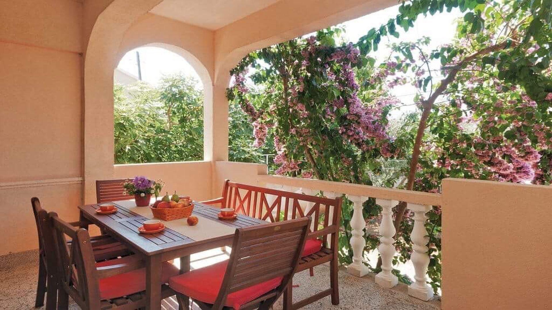 Appartement in Privlaka mit Terrasse, Grill und Ga  in Dalmatien