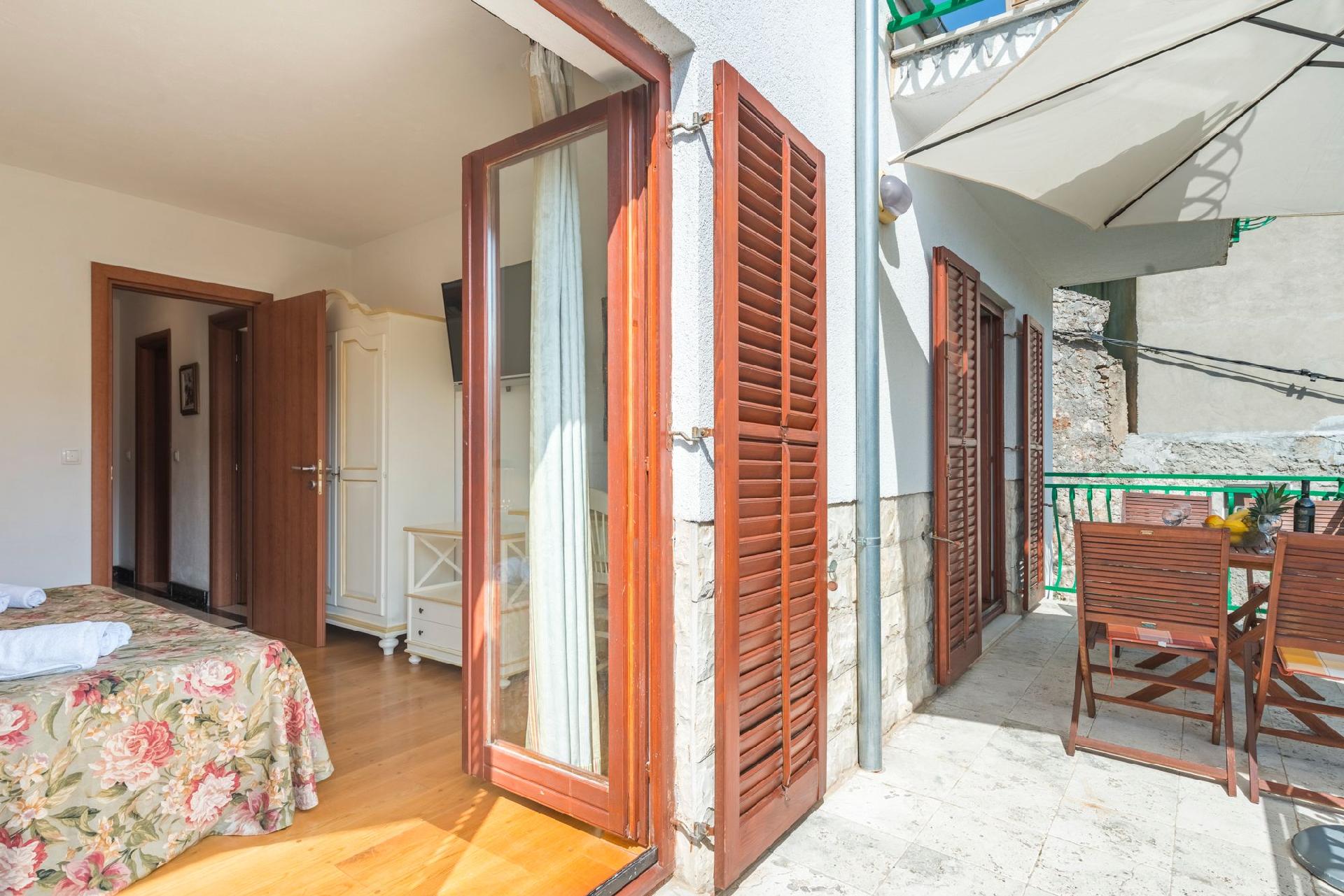 Ferienwohnung für 4 Personen ca. 55 m² i Ferienwohnung  kroatische Inseln