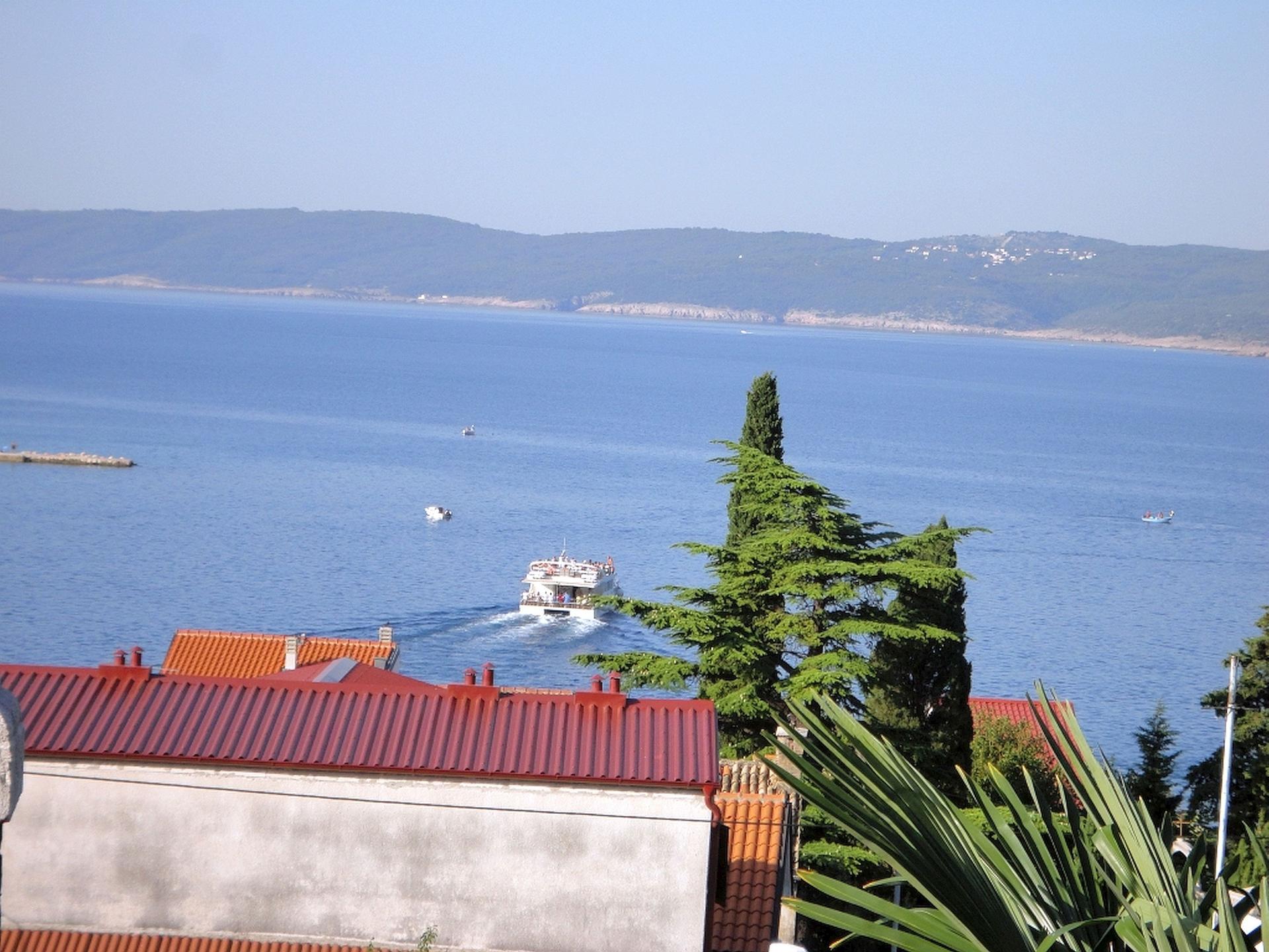 Ferienhaus in Selce mit Terrasse, Grill und Garten Ferienhaus in Kroatien