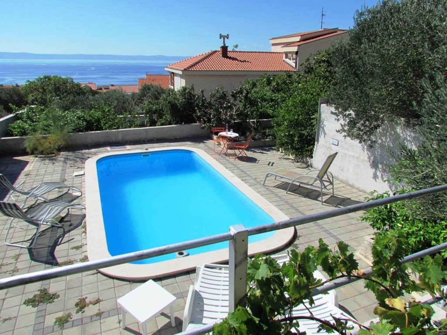 Moderne Ferienwohnung LINDA mit Pool und Meerblick Ferienhaus  Makarska Riviera