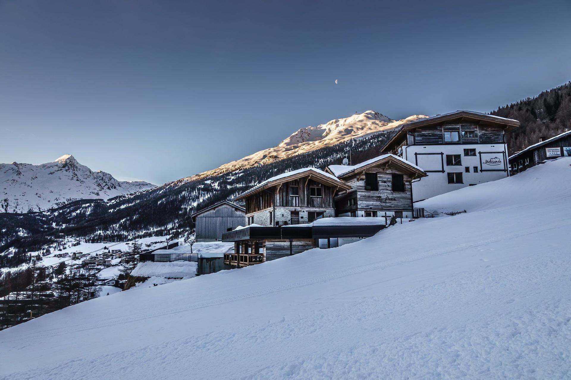 Ferienwohnungen direkt an der Skiabfahrt und MTB-T Ferienhaus in Österreich