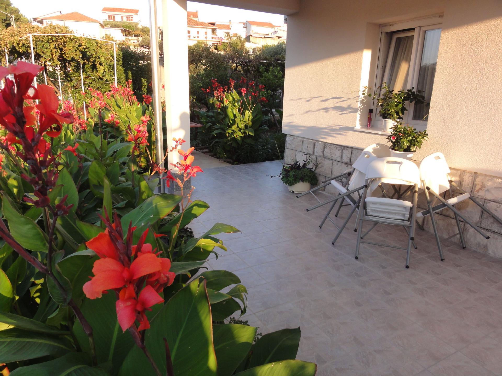 Ferienwohnung für 3 Personen in Trogir, Dalma Ferienhaus  Trogir