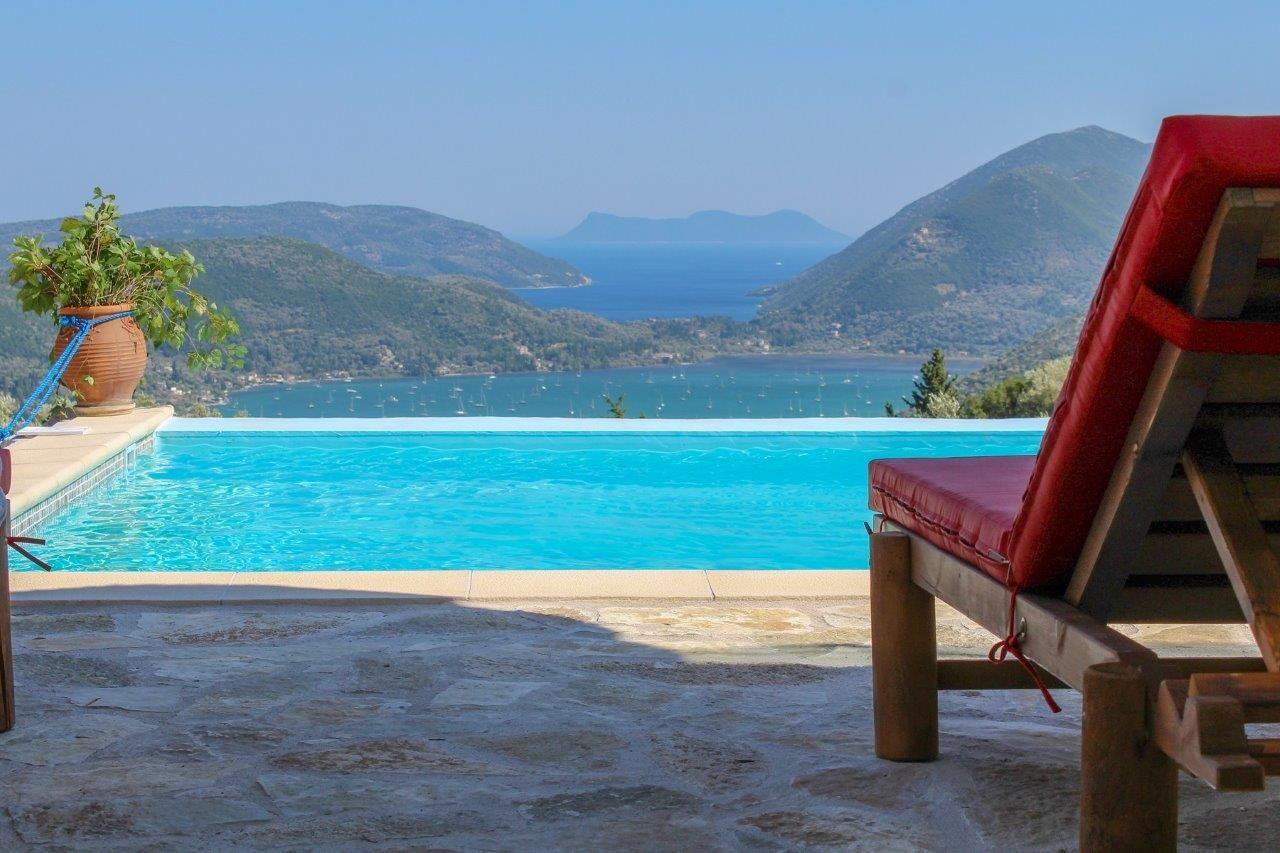 Ferienhaus mit Privatpool für 9 Personen ca.  Ferienhaus in Griechenland