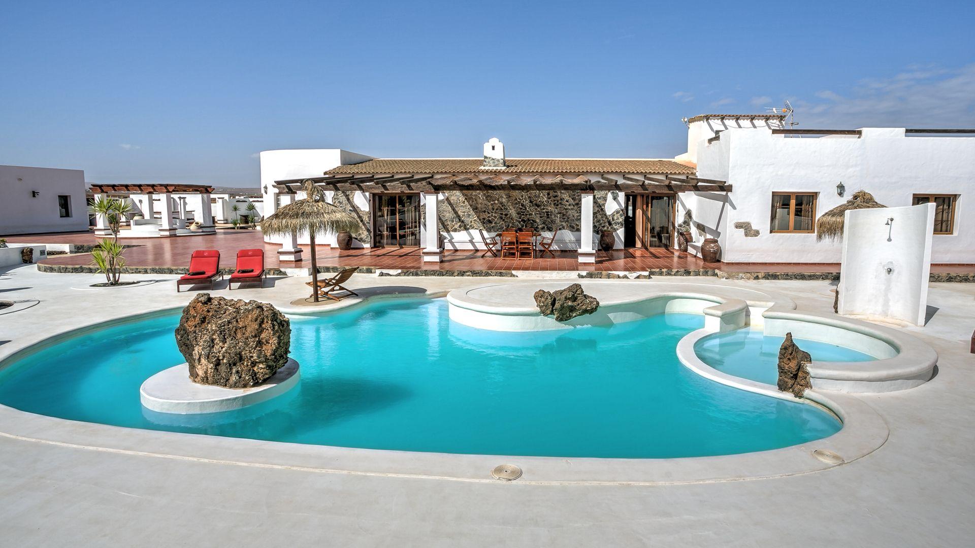 Schönes Ferienhaus in Antigua mit Privatem Po Ferienhaus in Spanien
