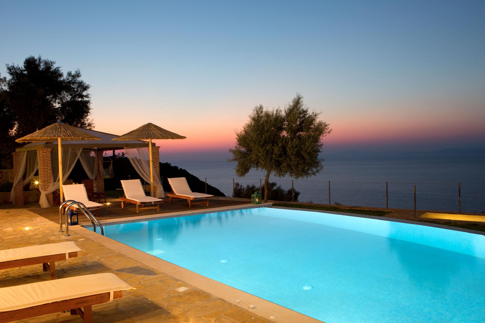 Ferienhaus mit Privatpool für 8 Personen ca.  Ferienwohnung in Griechenland