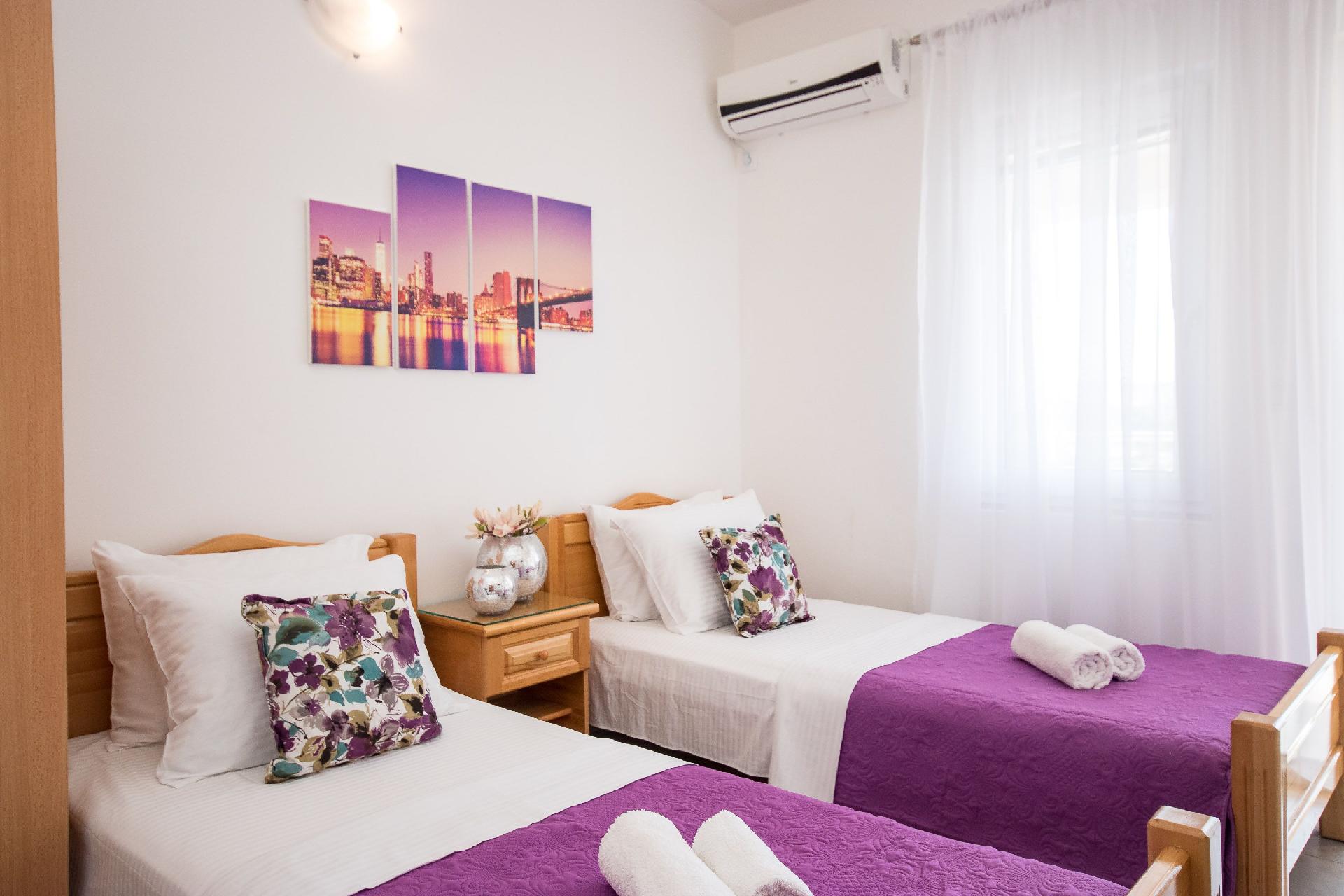Gästezimmer für 2 Personen ca. 13 m² Ferienhaus in Montenegro