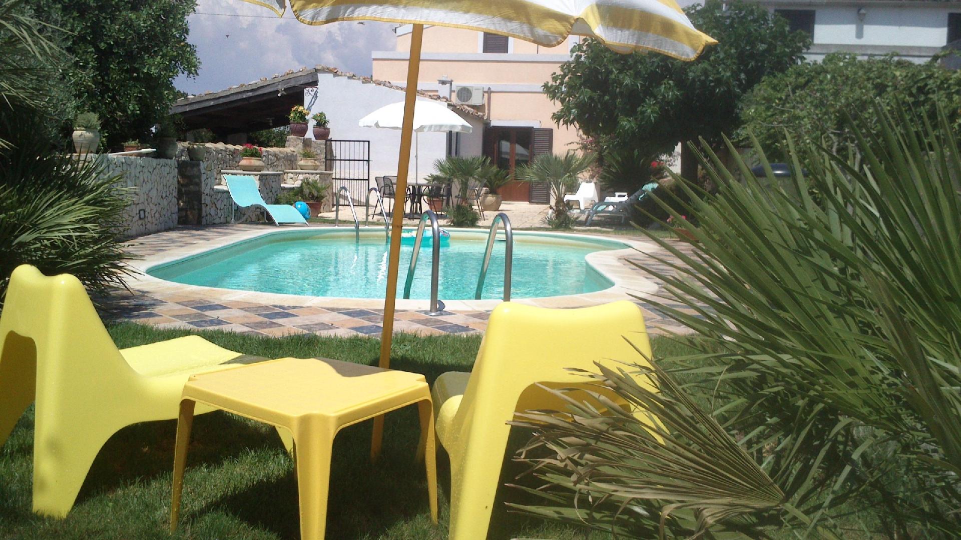 Ferienhaus in Ragusa mit Privatem Pool  in Italien