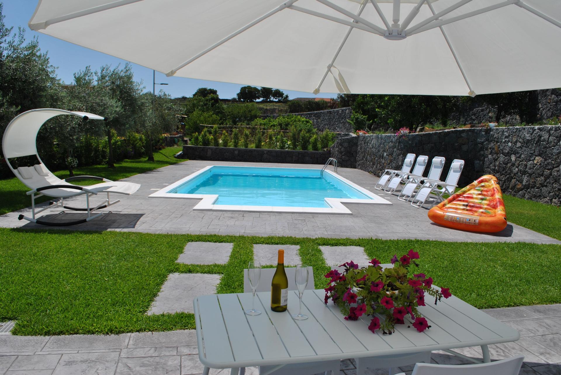 Ferienhaus mit Privatpool für 8 Personen ca.  Ferienhaus in Italien