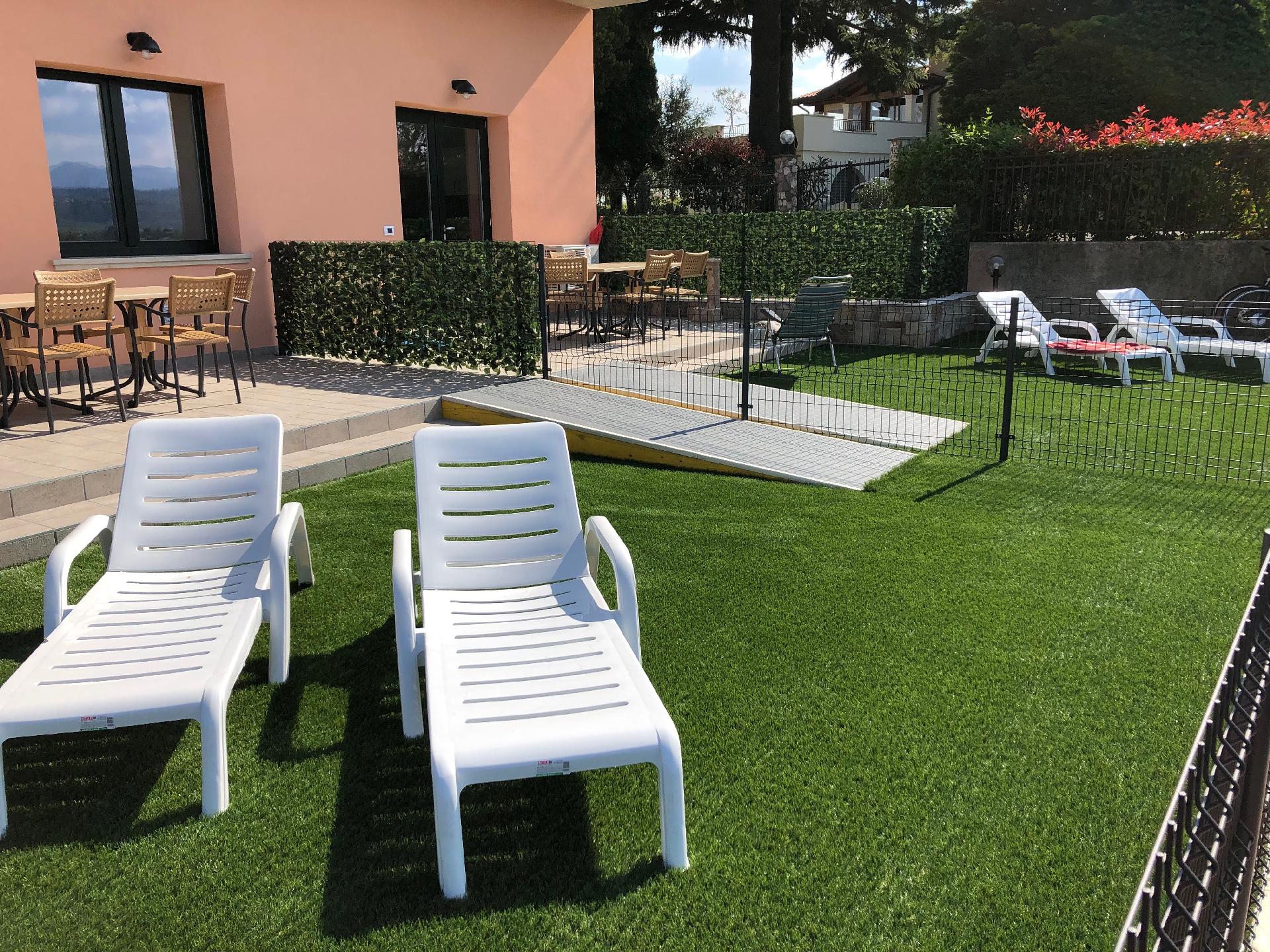 Ferienwohnung für 5 Personen ca. 60 m² i Ferienwohnung  Manerba del Garda