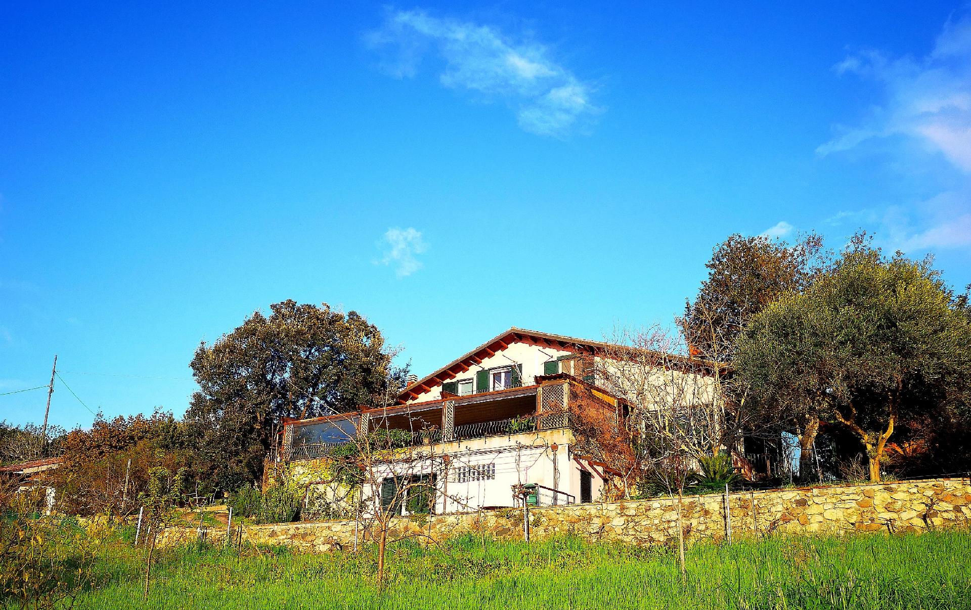 Wohnung in Magomadas mit Garten und Terrasse Ferienhaus in Italien