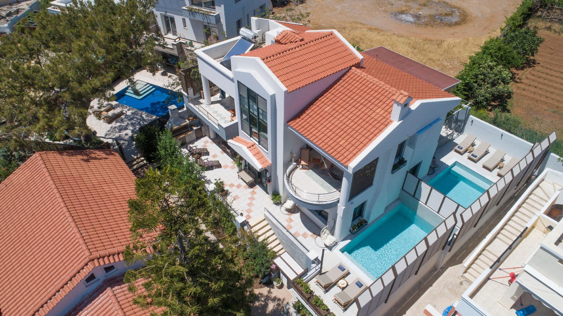 Ferienhaus mit Privatpool für 24 Personen  +  Ferienhaus in Griechenland