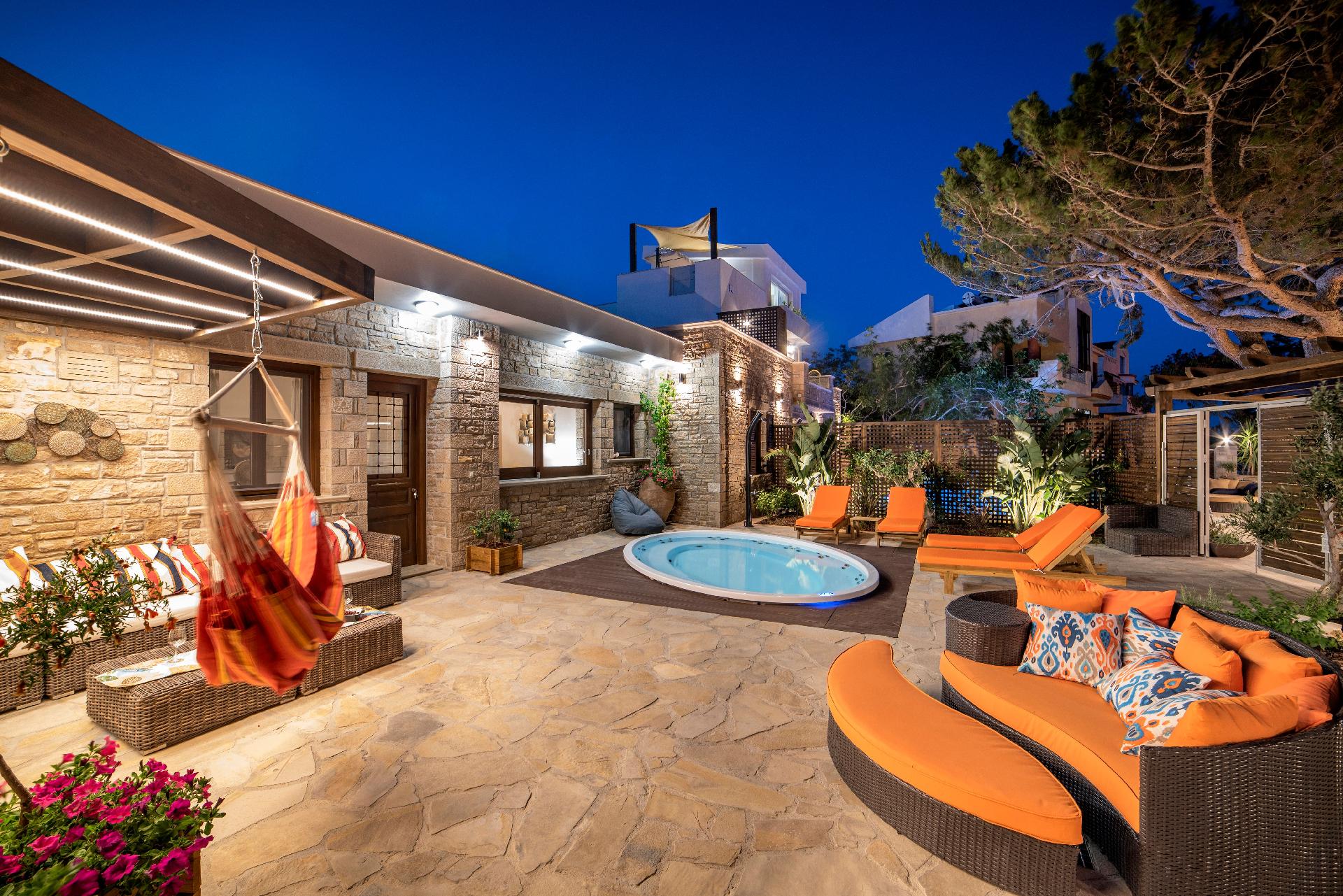 Ferienhaus mit Privatpool für 6 Personen  + 3 Ferienhaus in Griechenland