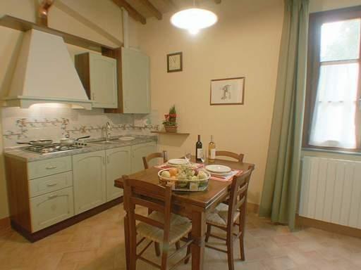 Appartement in San Gimignano mit Garten, gemeinsch  in Italien