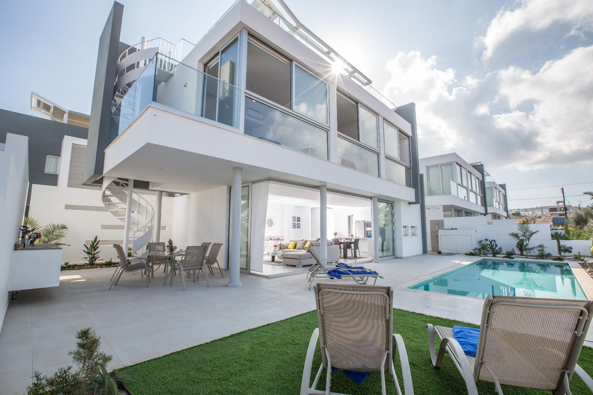 Ferienhaus mit Privatpool für 7 Personen ca.  Ferienhaus in Zypern