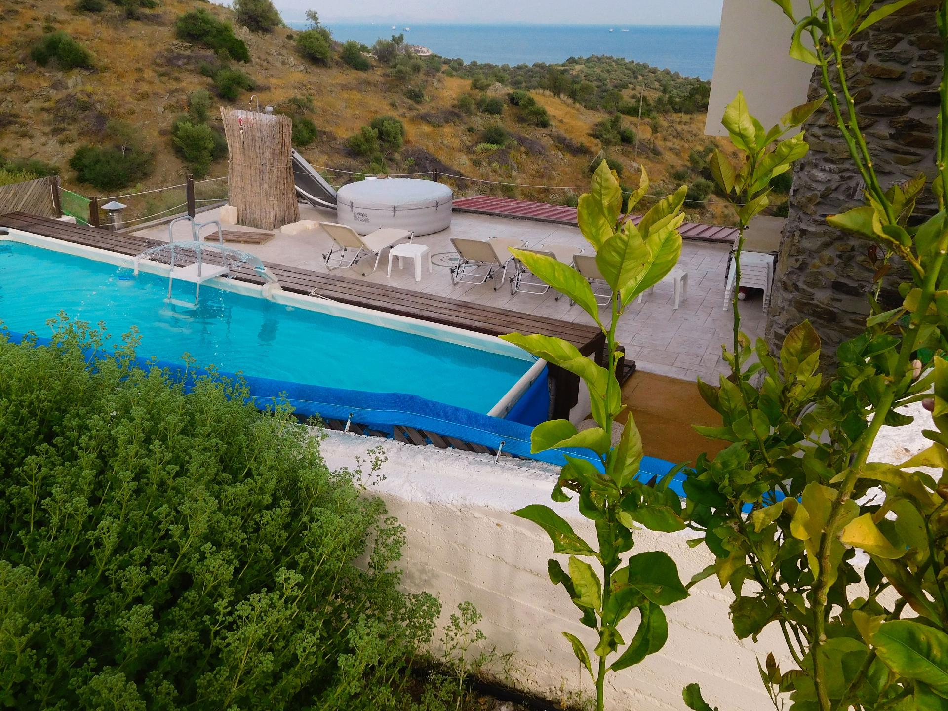Ferienhaus mit Privatpool für 16 Personen  +   in Griechenland