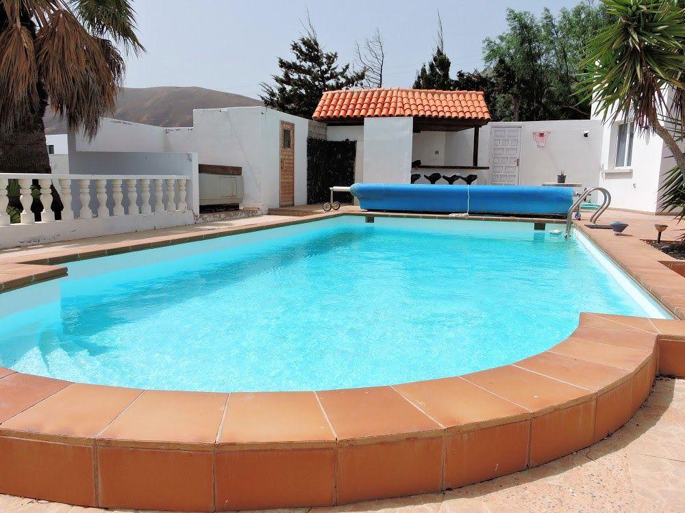 Ferienhaus mit Privatpool für 27 Personen  +  Ferienhaus  Lanzarote