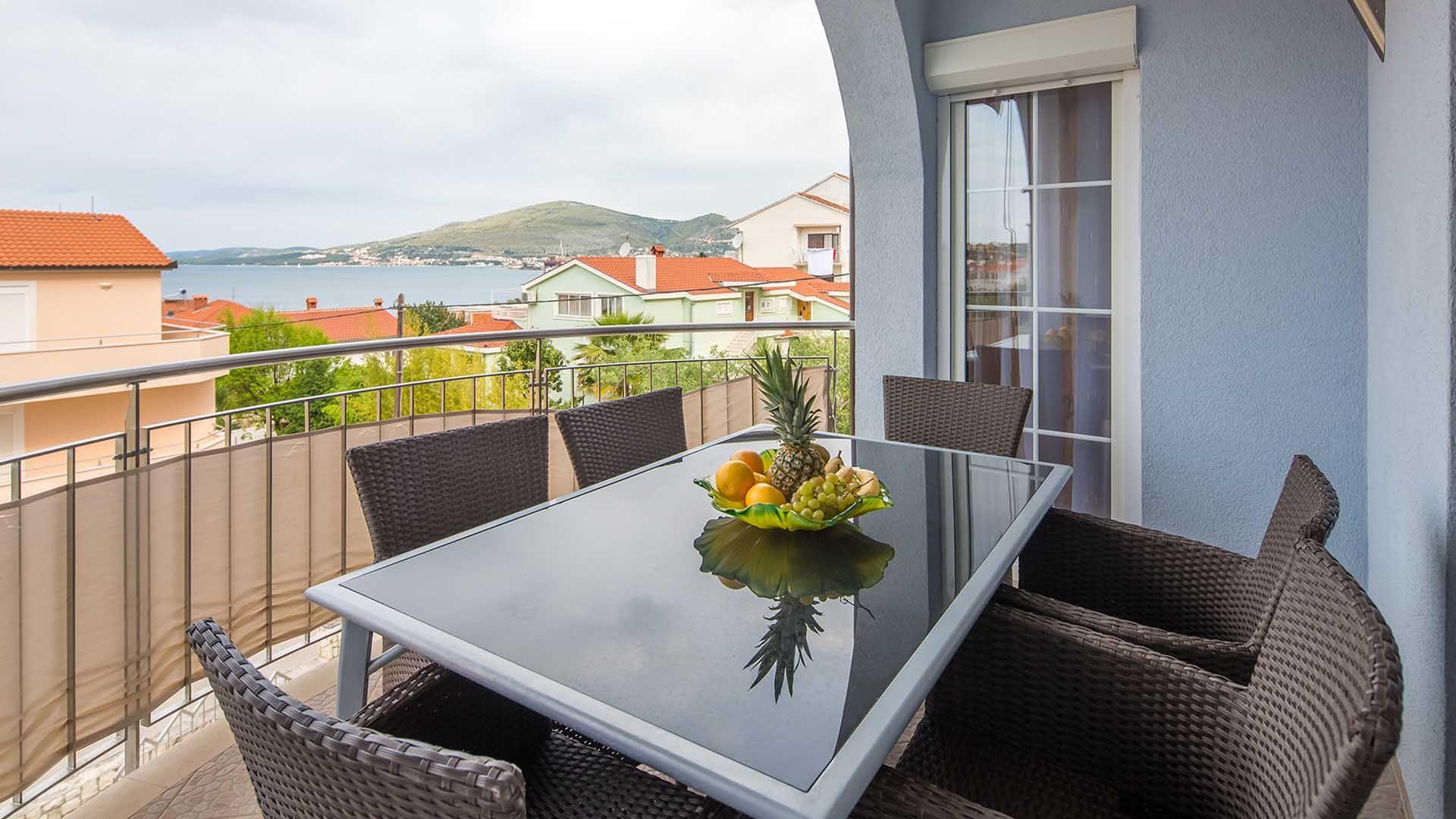 Ferienwohnung für 5 Personen ca. 55 m² i   Okrug Gornji