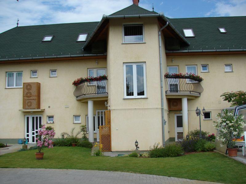Wohnung in Fonyód mit Garten, Pool und Gril  in Ungarn