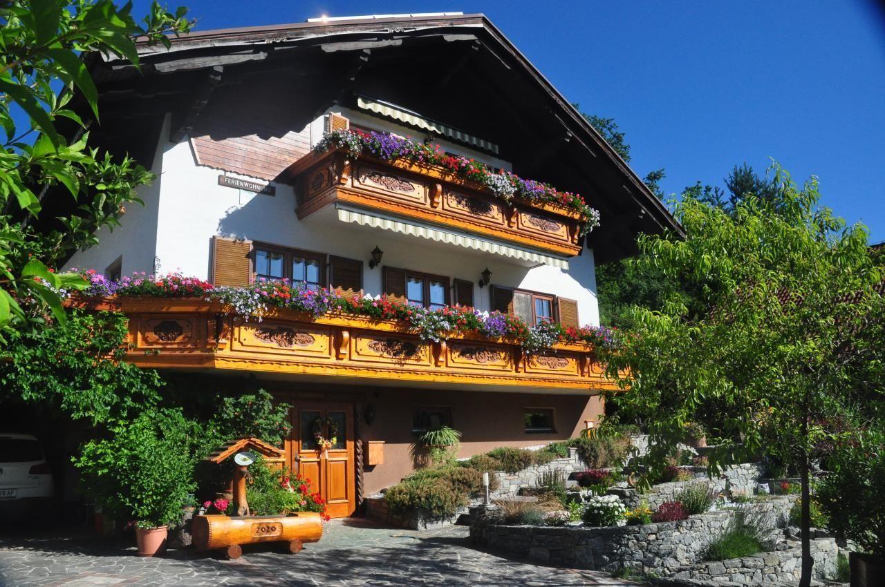 Haus König: Ferienwohnung Gartenblick im Natu  in Österreich