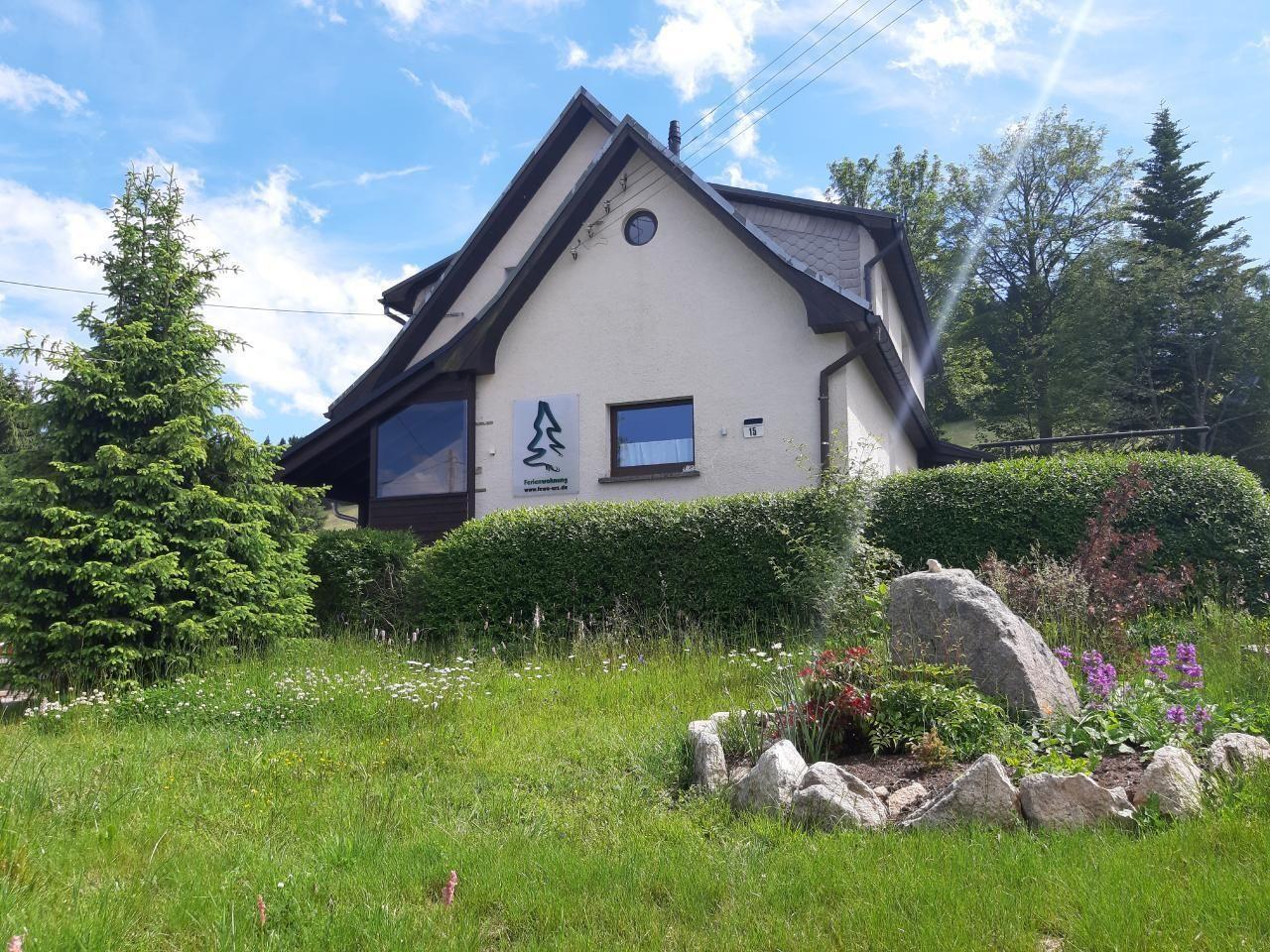 Appartement in Carlsfeld mit Terrasse, Garten und    Erzgebirge