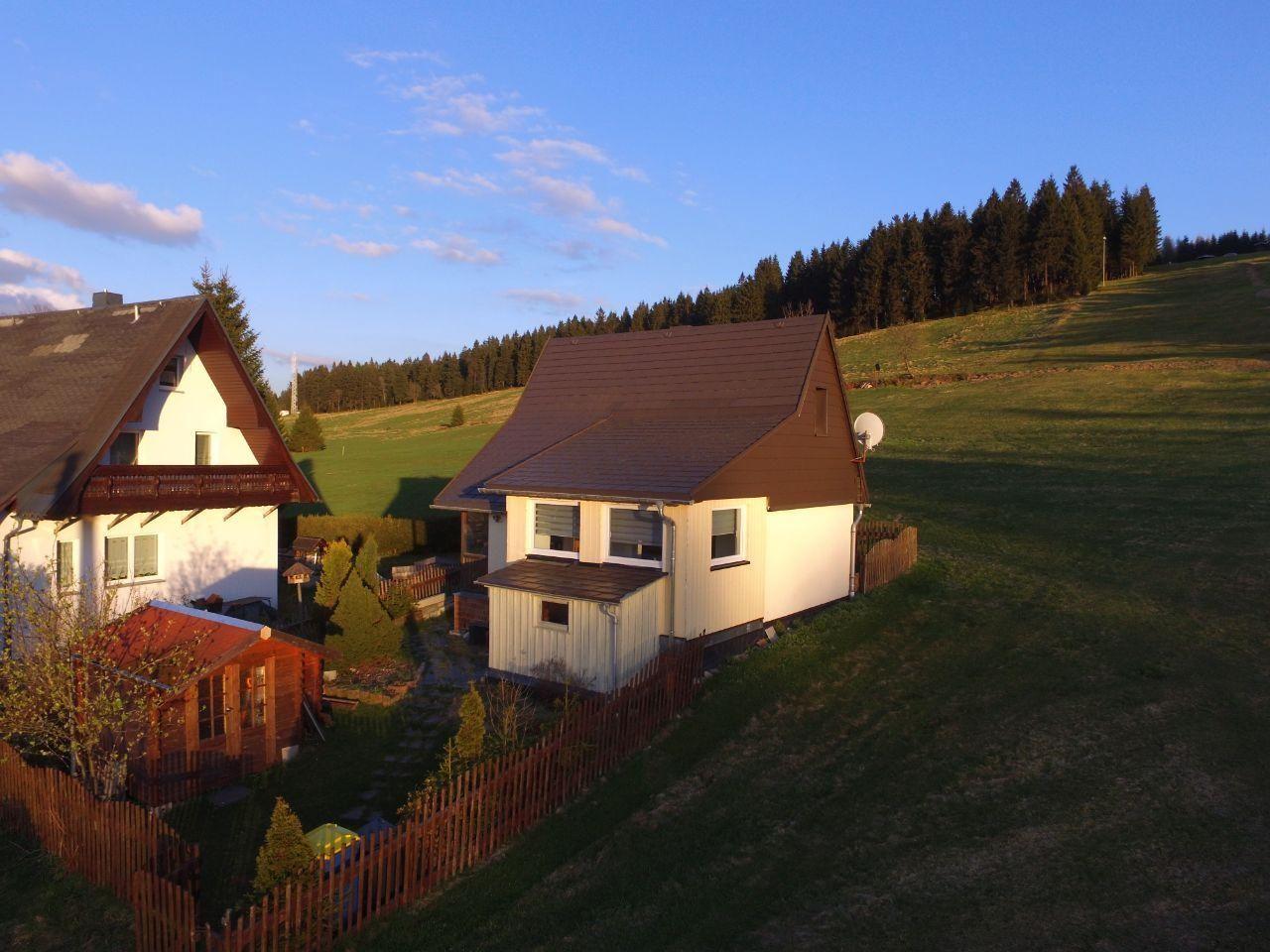 Modernes Ferienhaus in Carlsfeld mit Grill und Gar   Erzgebirge