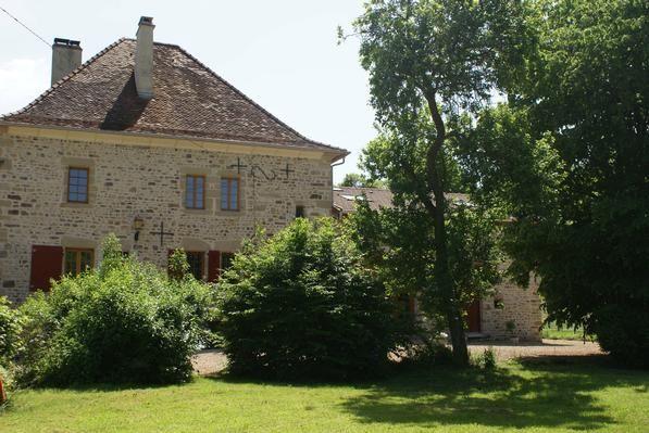 Ferienhaus in Le Châtelet-Sur-Meuse mit Gril Besondere Immobilie in Frankreich