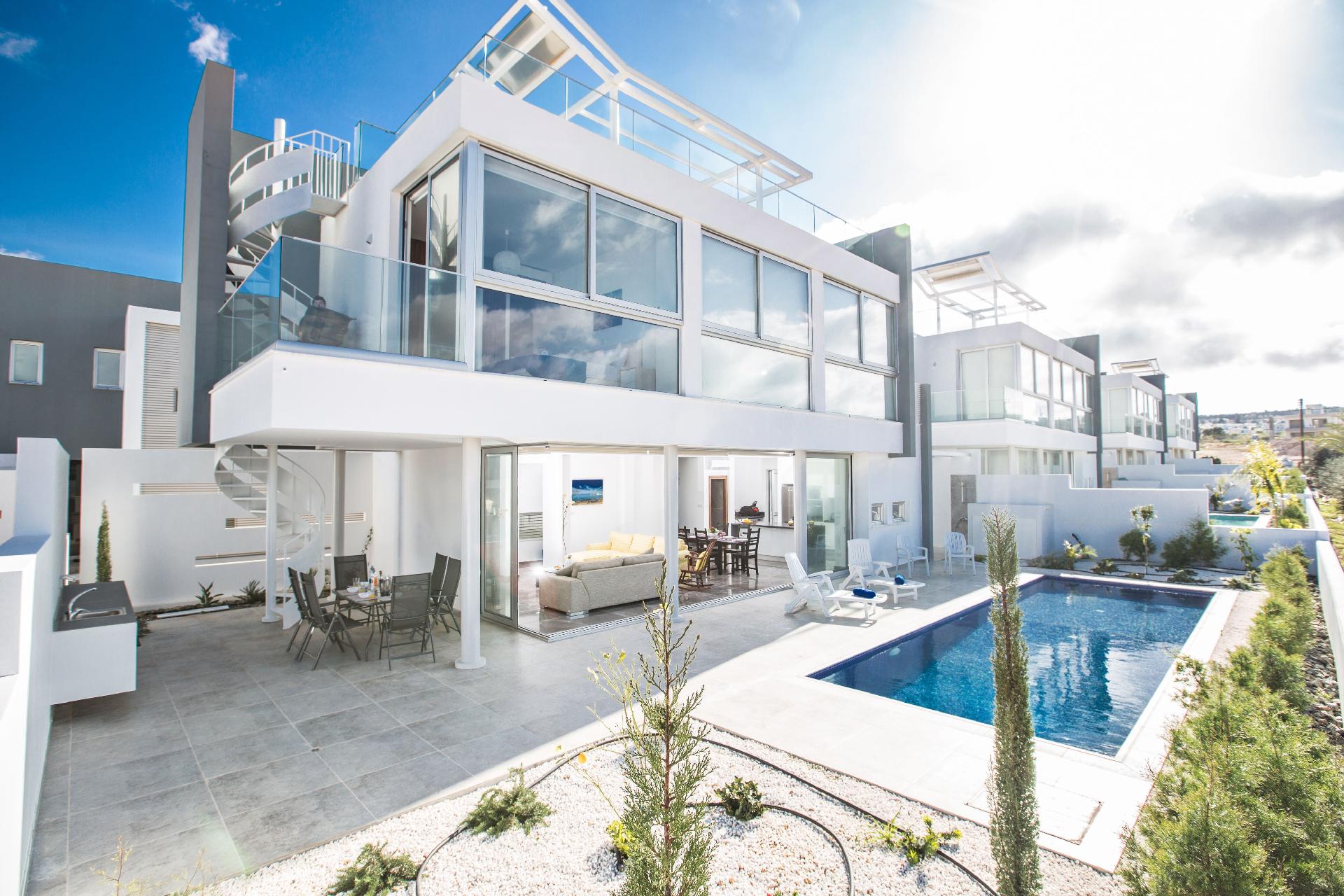 Ferienhaus mit Privatpool für 7 Personen ca.  Ferienhaus in Zypern