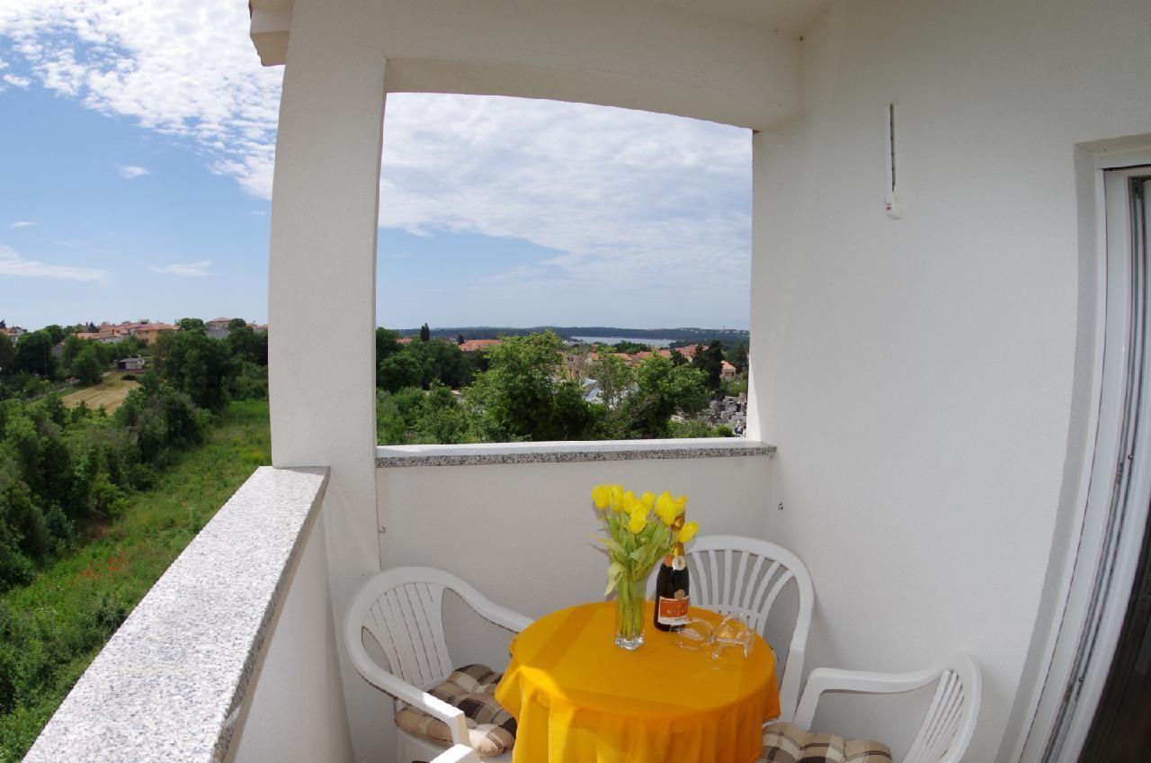 Wohnung in Medulin mit Terrasse und Grill  in Kroatien