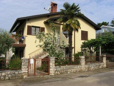 Wohnung in Novigrad mit Terrasse, Grill und Garten Ferienpark in Istrien