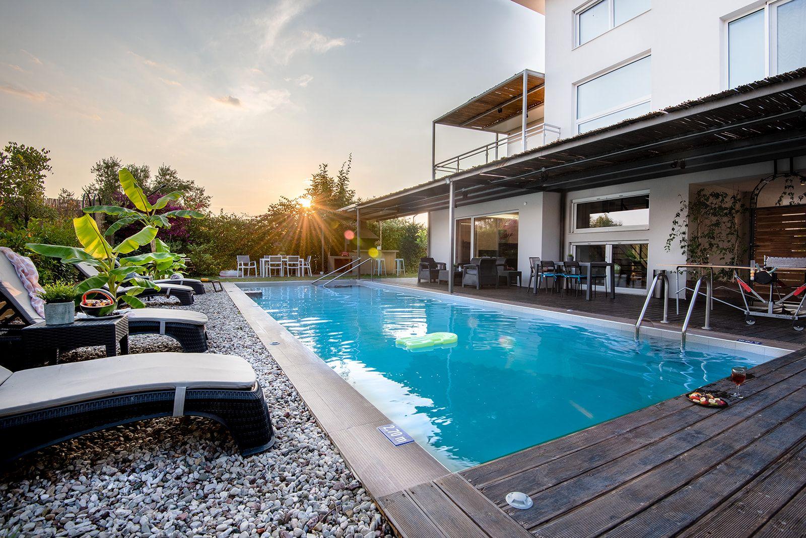 Ferienhaus mit Privatpool für 14 Personen  +  Ferienhaus in Griechenland