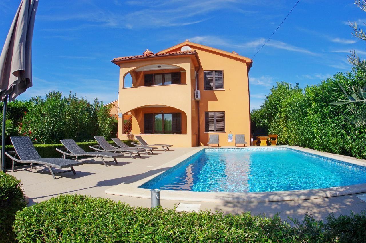 Ferienhaus in ?i?an mit Privatem Pool  in Istrien