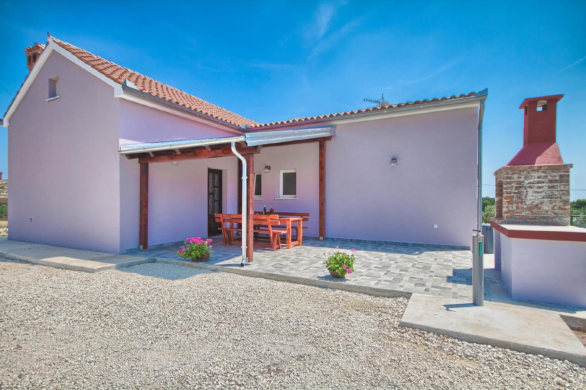 Komfortables Ferienhaus in Valtura mit Terrasse, G  in Istrien
