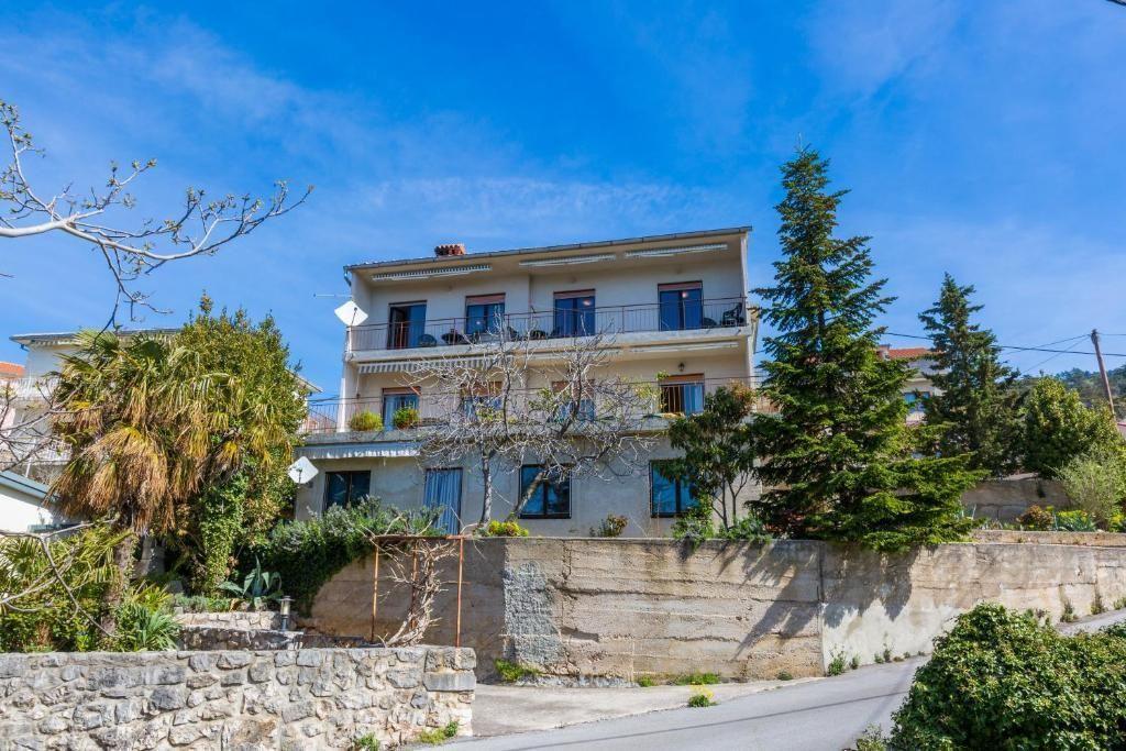 Appartement in Dramalj mit Möbliertem Balkon   in Kroatien