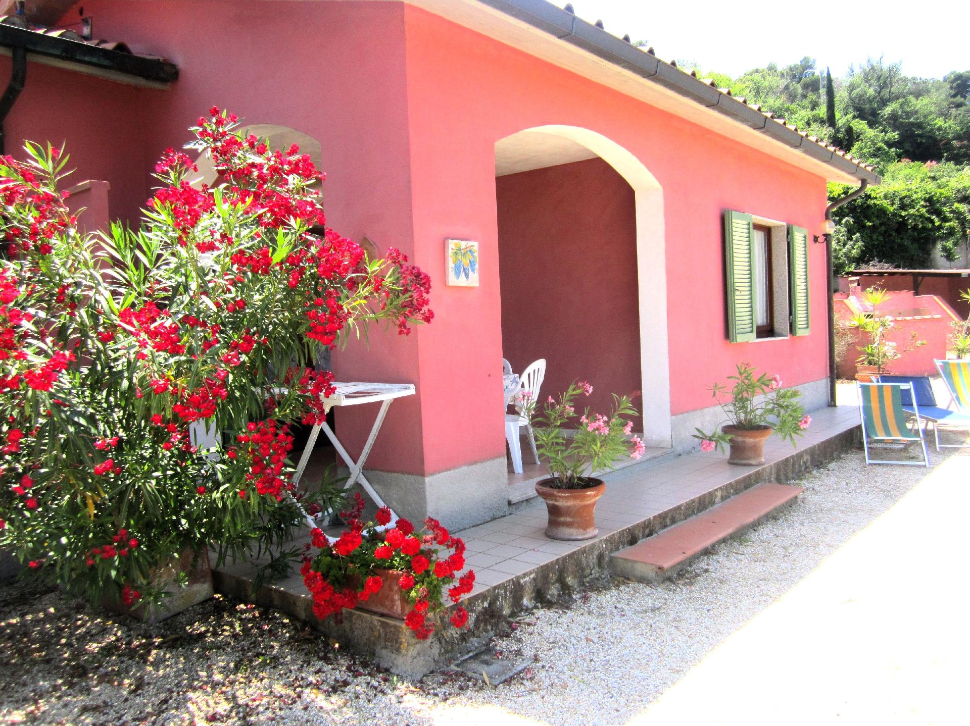 Wohnung in Capoliveri mit Schönem Garten  