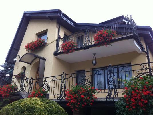 Ferienhaus in Borkowo mit Garten, Terrasse und Gri  in Polen