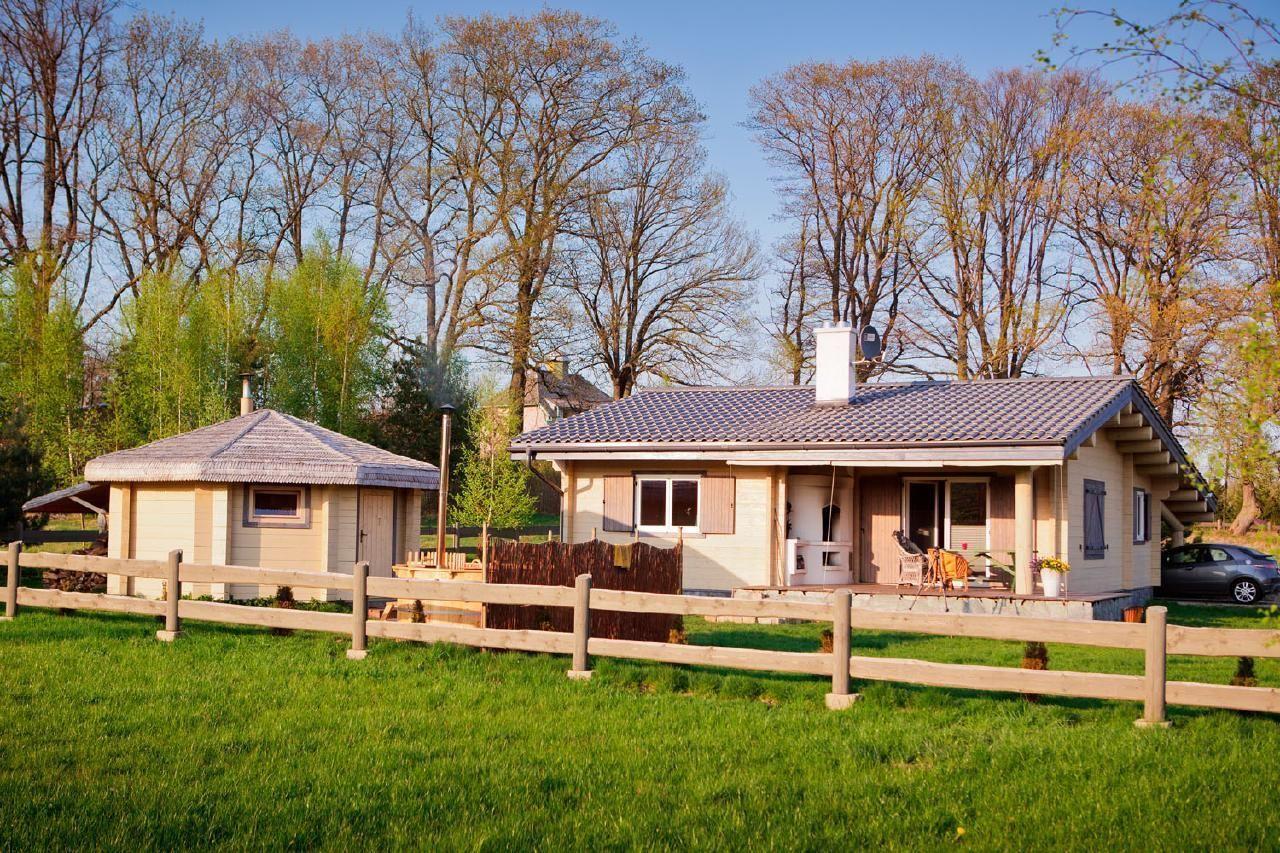 Blockhaus am See mit Whirlpool und Sauna - Saunari Ferienpark in Polen