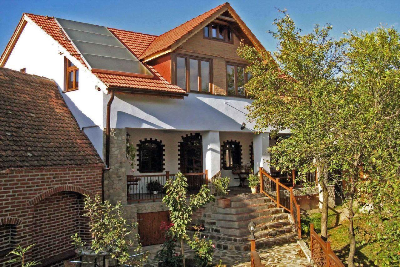 Casa Crina - rustikale Ferienhaus-Villa für b  
