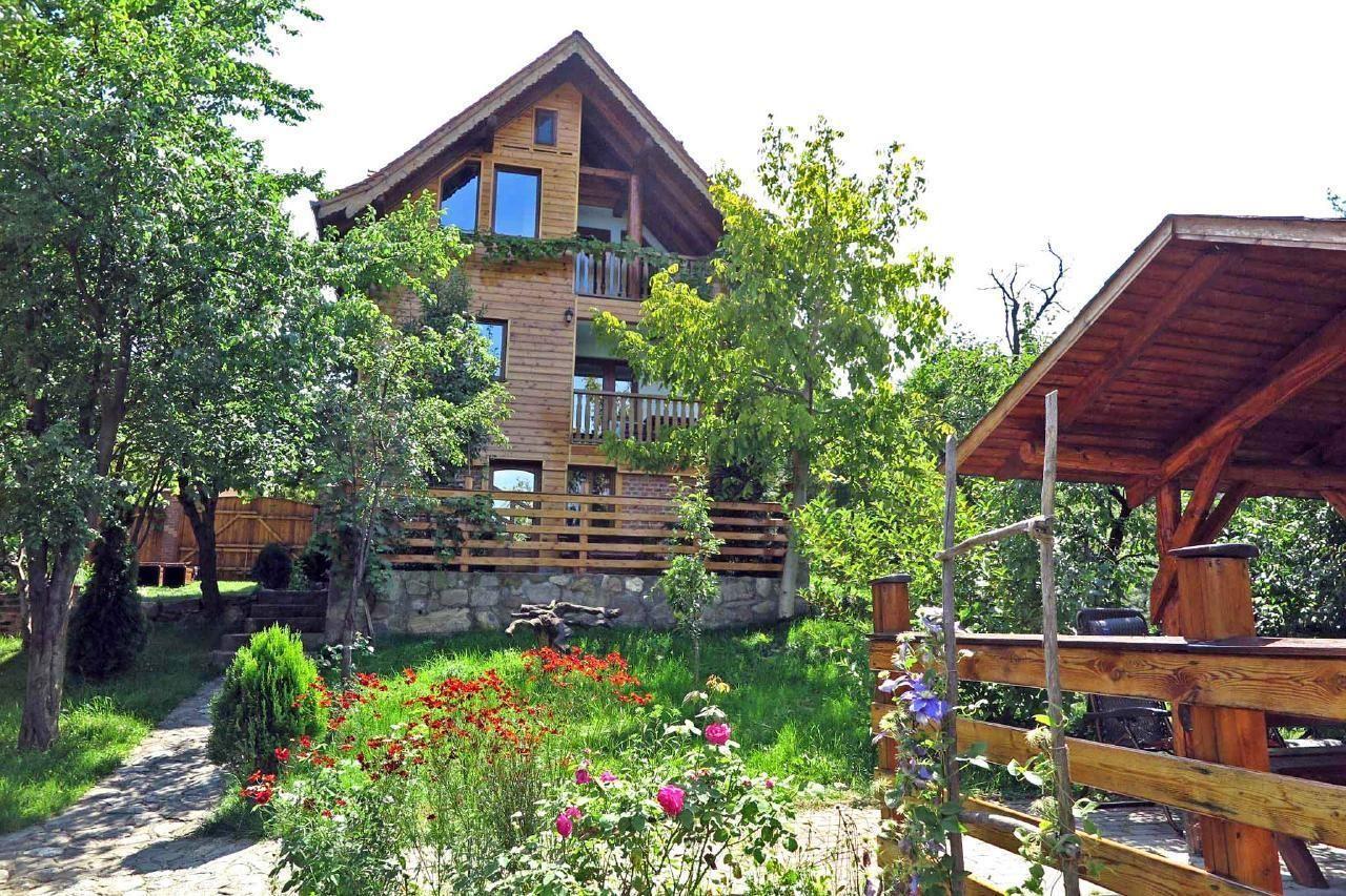 Casa Zollo 2 - kuschelige Fewo in den Hügeln   in Rumänien