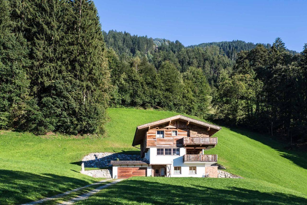 Ferienhaus in Hart Im Zillertal mit Eigenem Balkon  