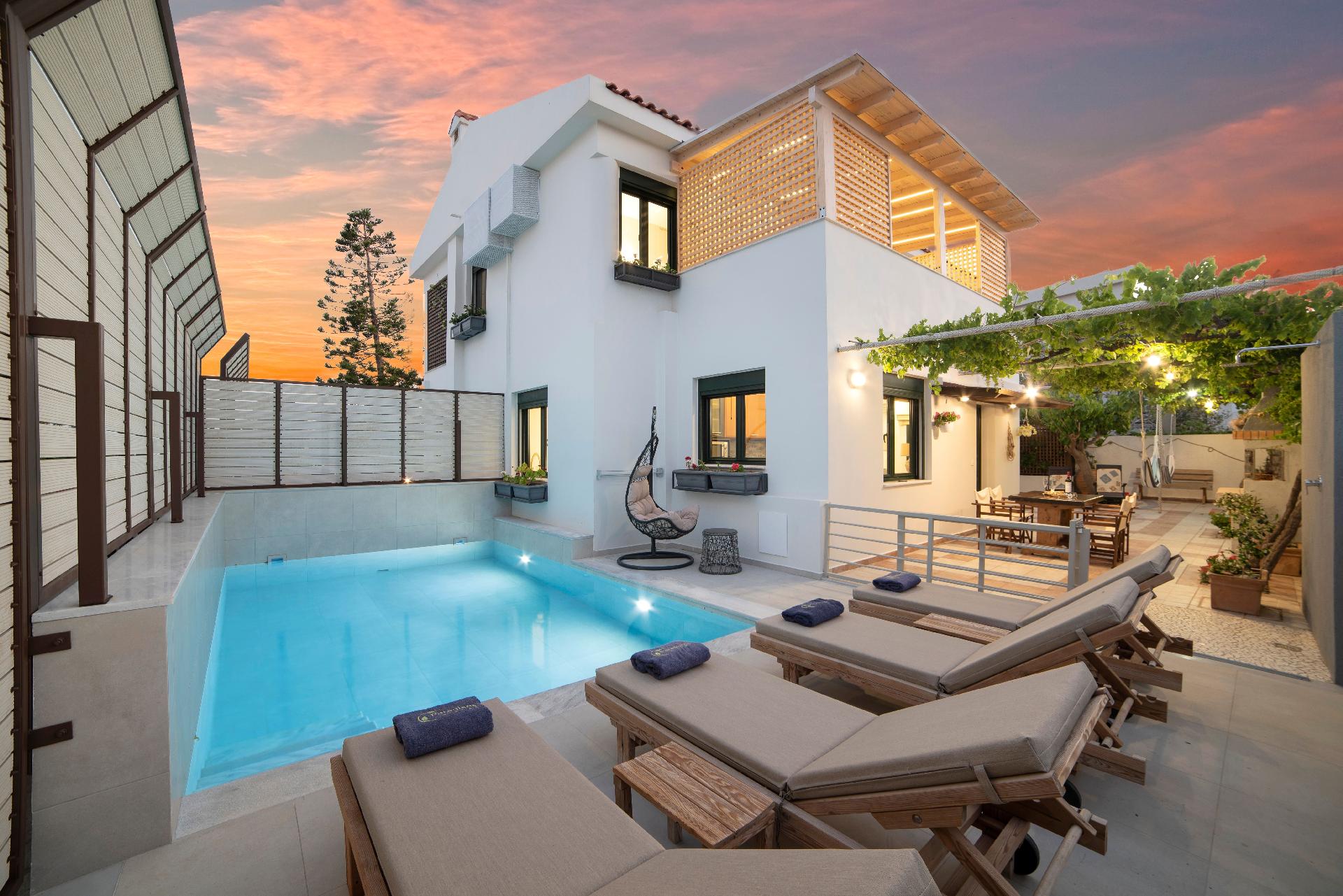 Ferienhaus mit Privatpool für 4 Personen  + 3 Ferienhaus in Griechenland