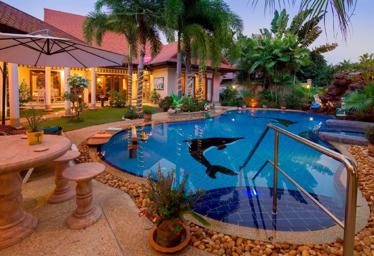 Relaxing Palm pool Villa & tropical Garden  