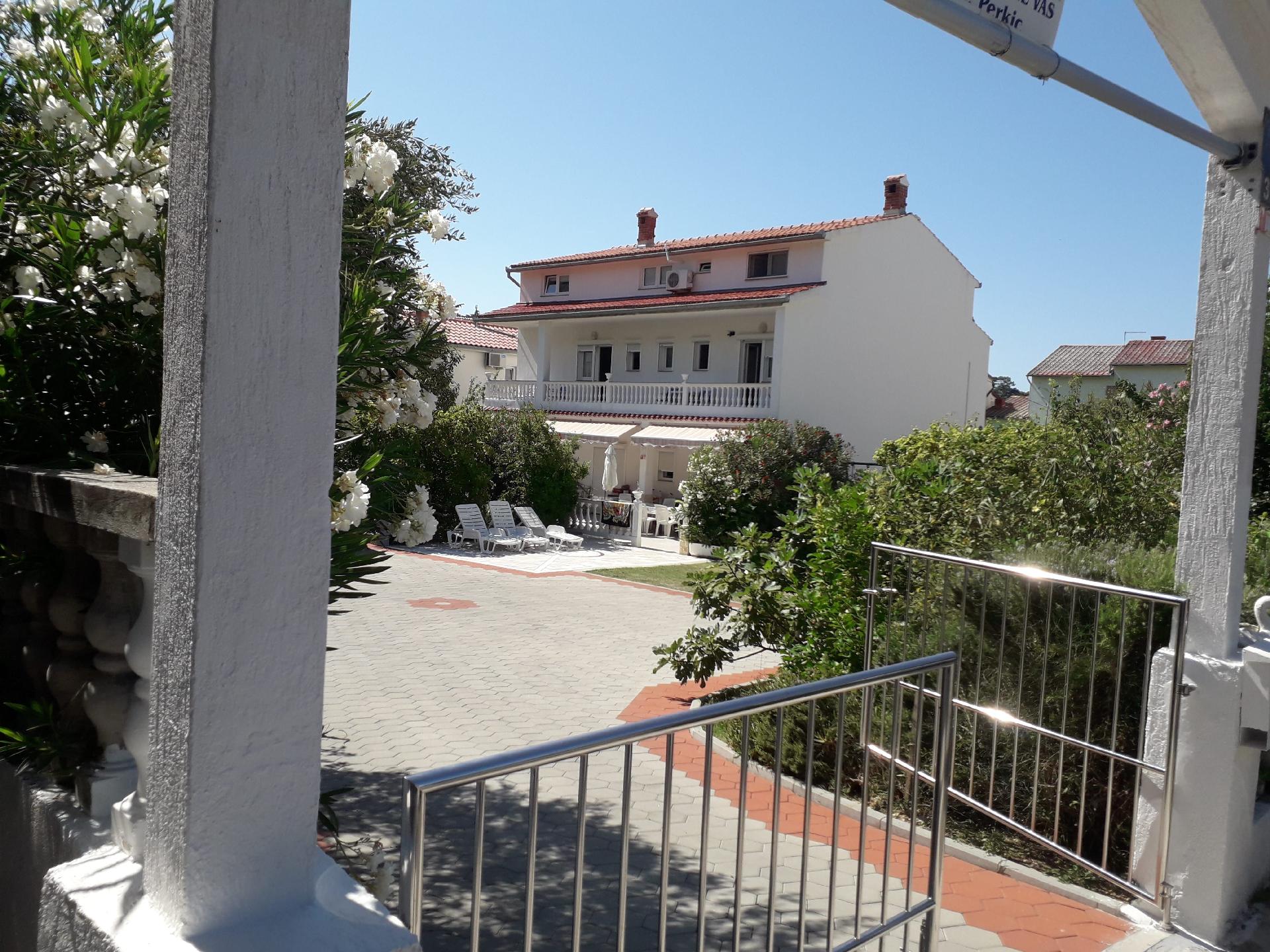 Komfortables Ferienhaus in Palit bis 17 Ferienhaus  kroatische Inseln