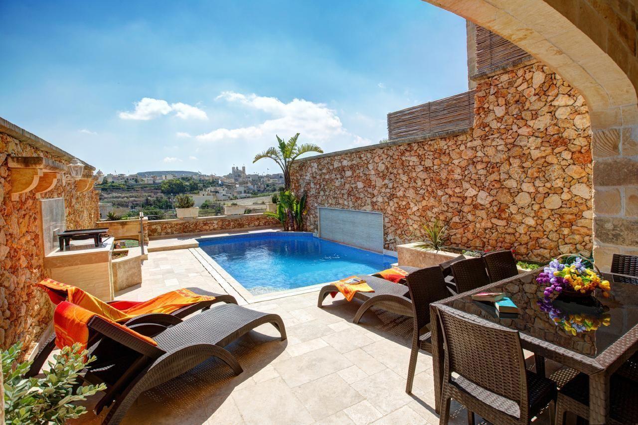 Villa Cara  in Gozo