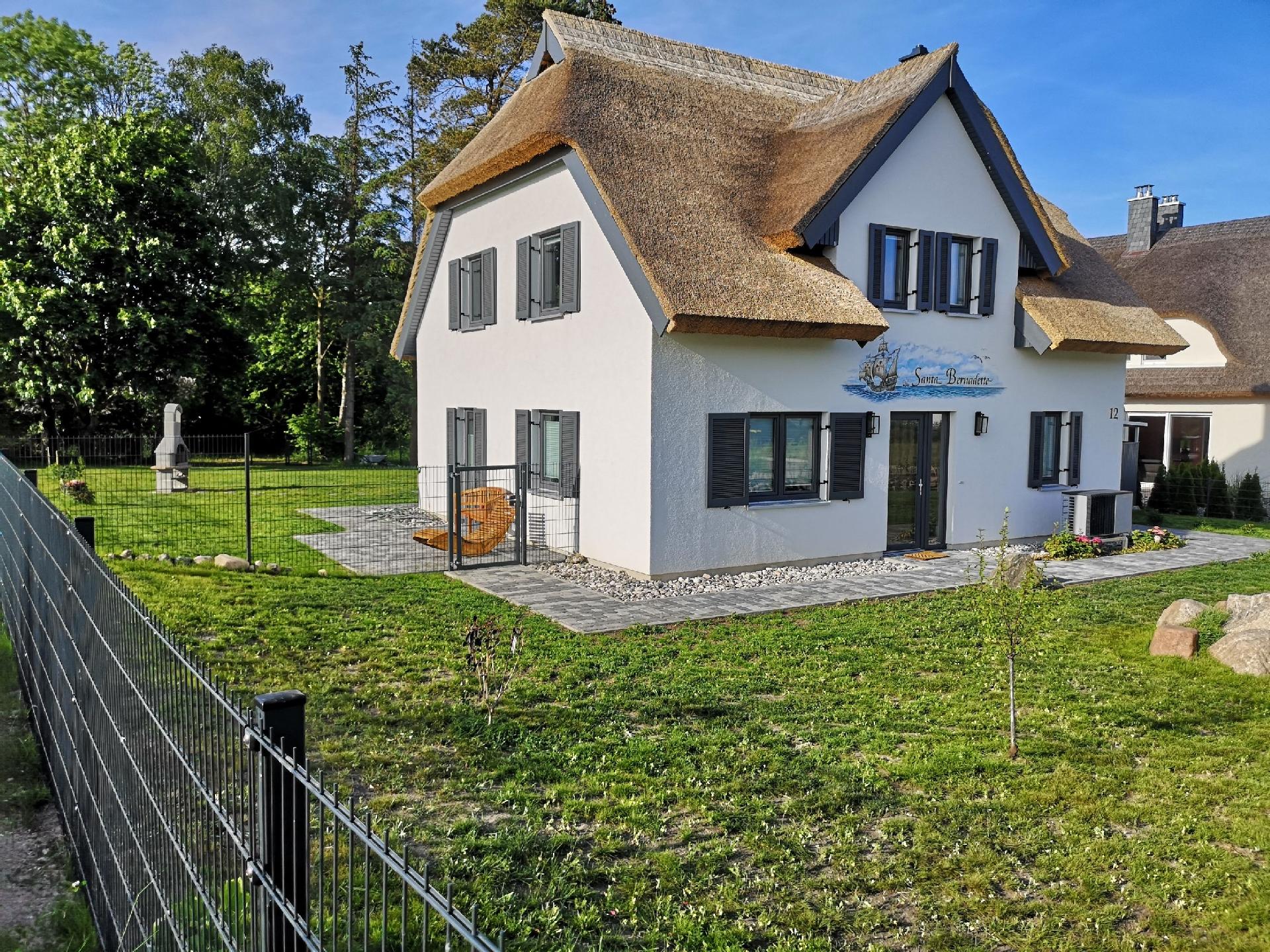 Ferienhaus in Glowe Terrasse und Garten Ferienhaus  Mecklenburger Ostseeküste
