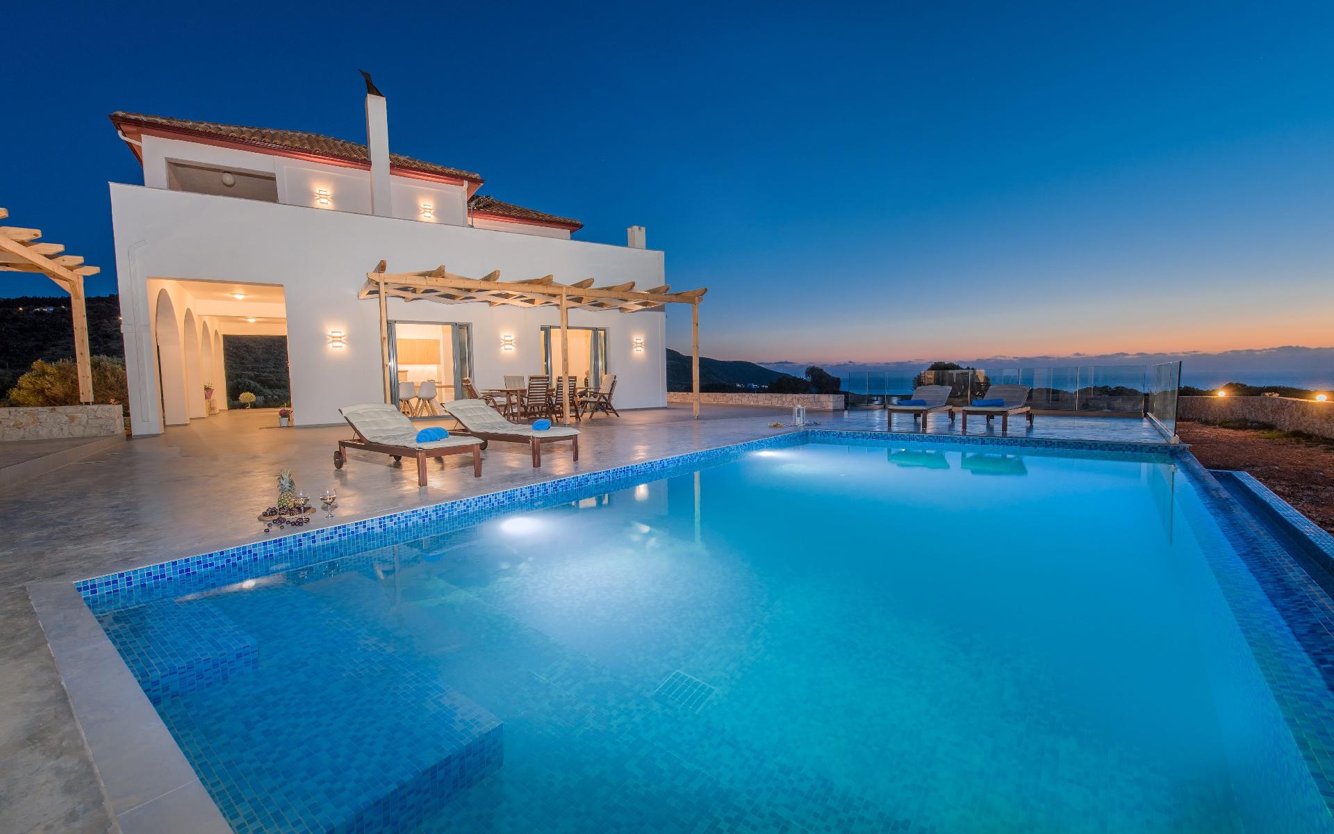 Ferienhaus mit Privatpool für 12 Personen ca.  in Griechenland