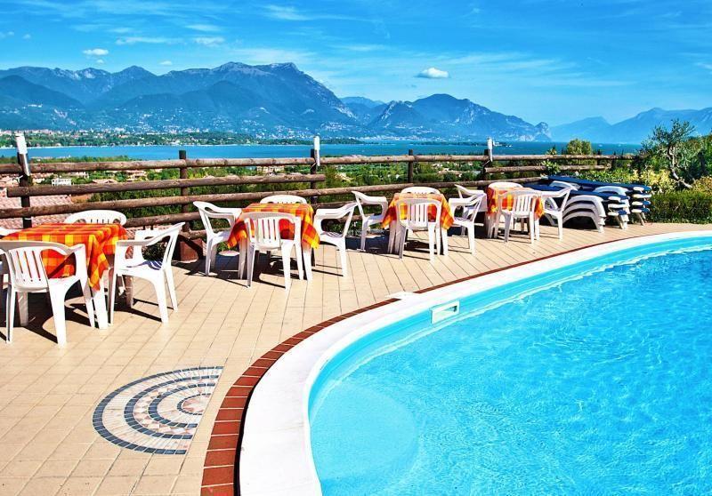 Appartement in Solarolo mit gemeinsamem Pool und T Ferienwohnung  Manerba del Garda