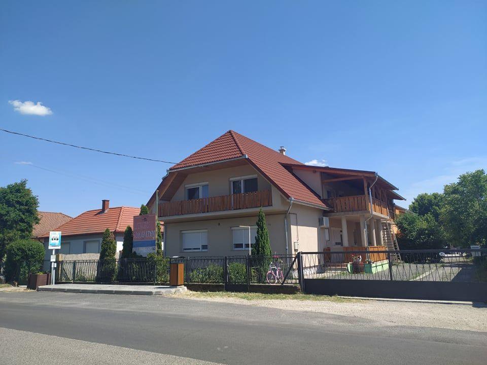 Ferienwohnung für 14 Personen ca. 190 m²  in Ungarn