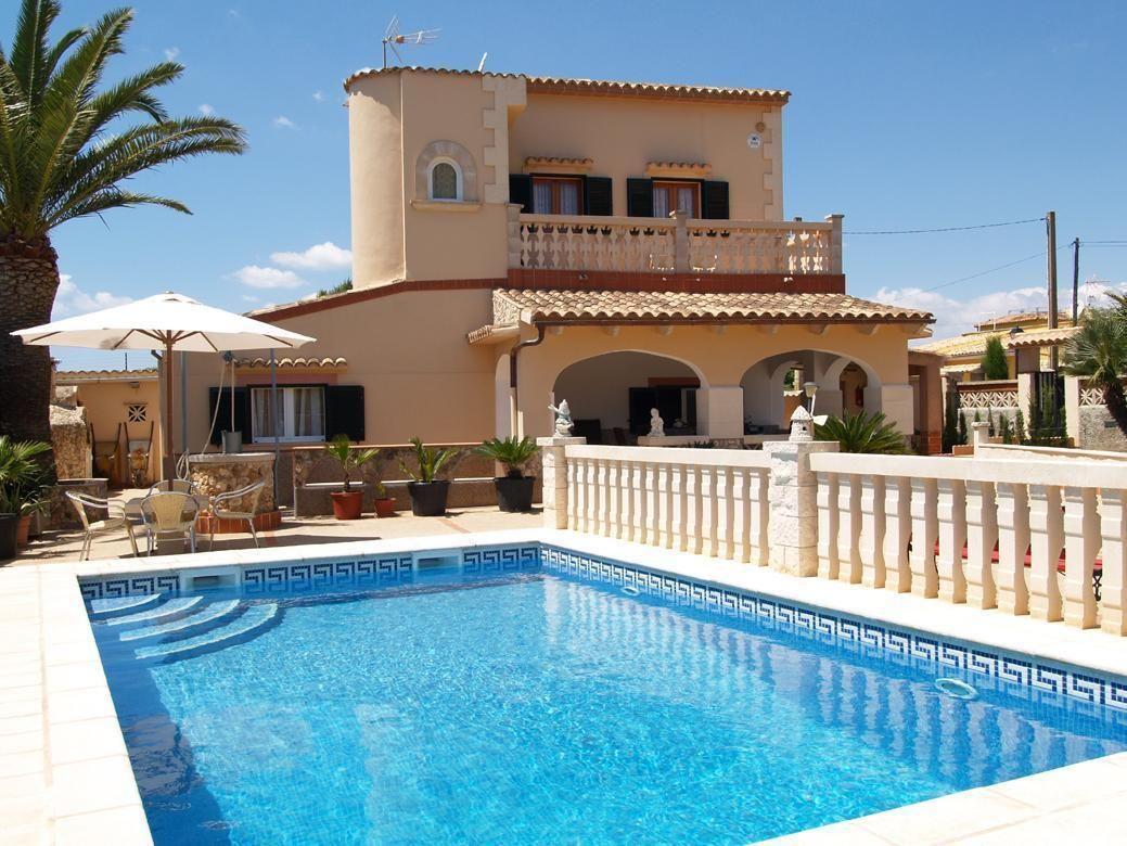 Ferienhaus mit Privatpool für 6 Personen ca.  Ferienhaus  Balearen